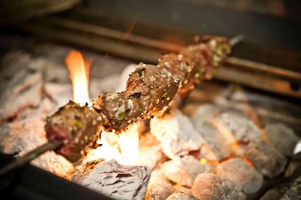 Espetada de carne na brasa